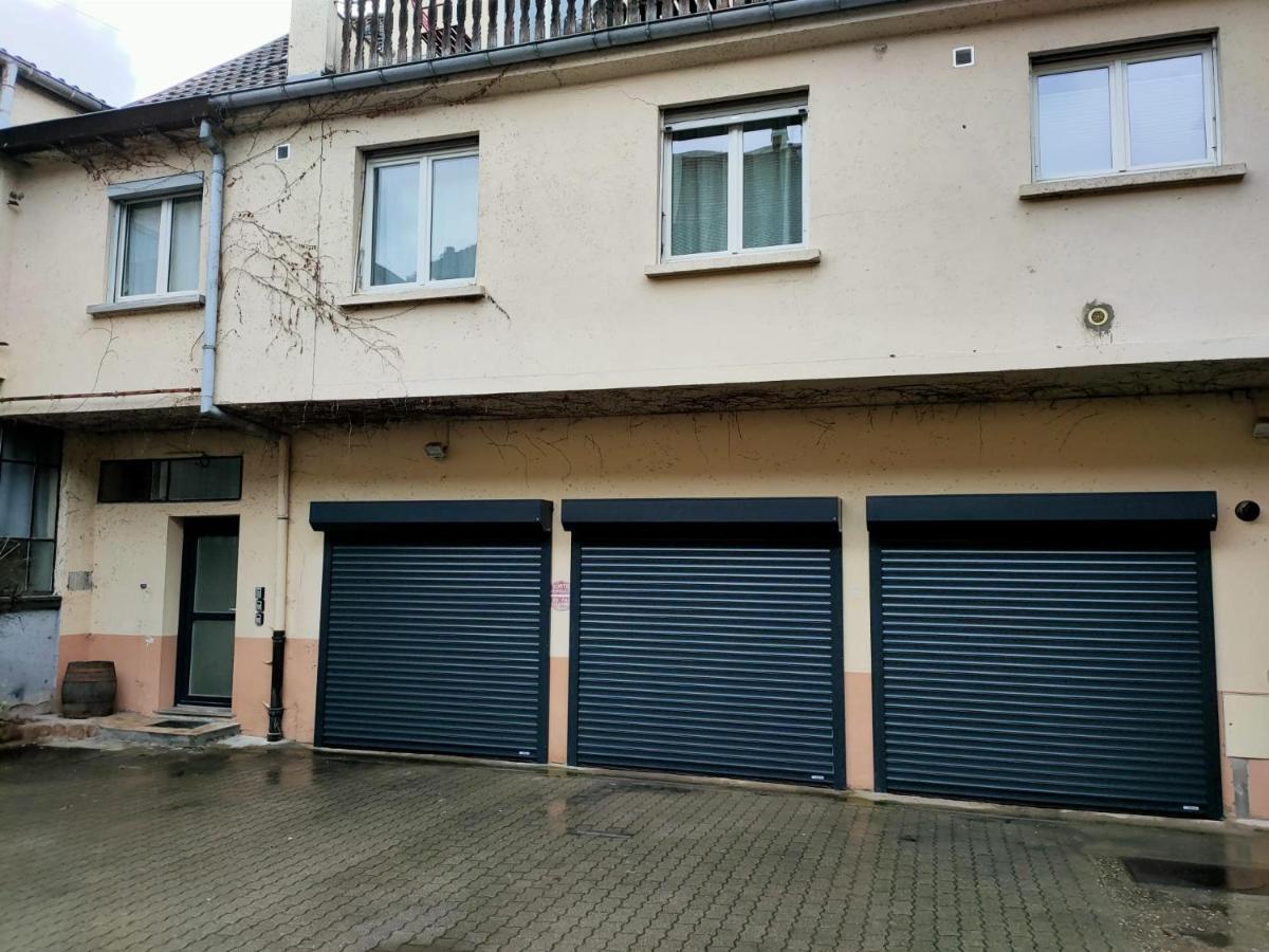 Au Perron Avec Garage Et Balcon A Ribeauville Zewnętrze zdjęcie